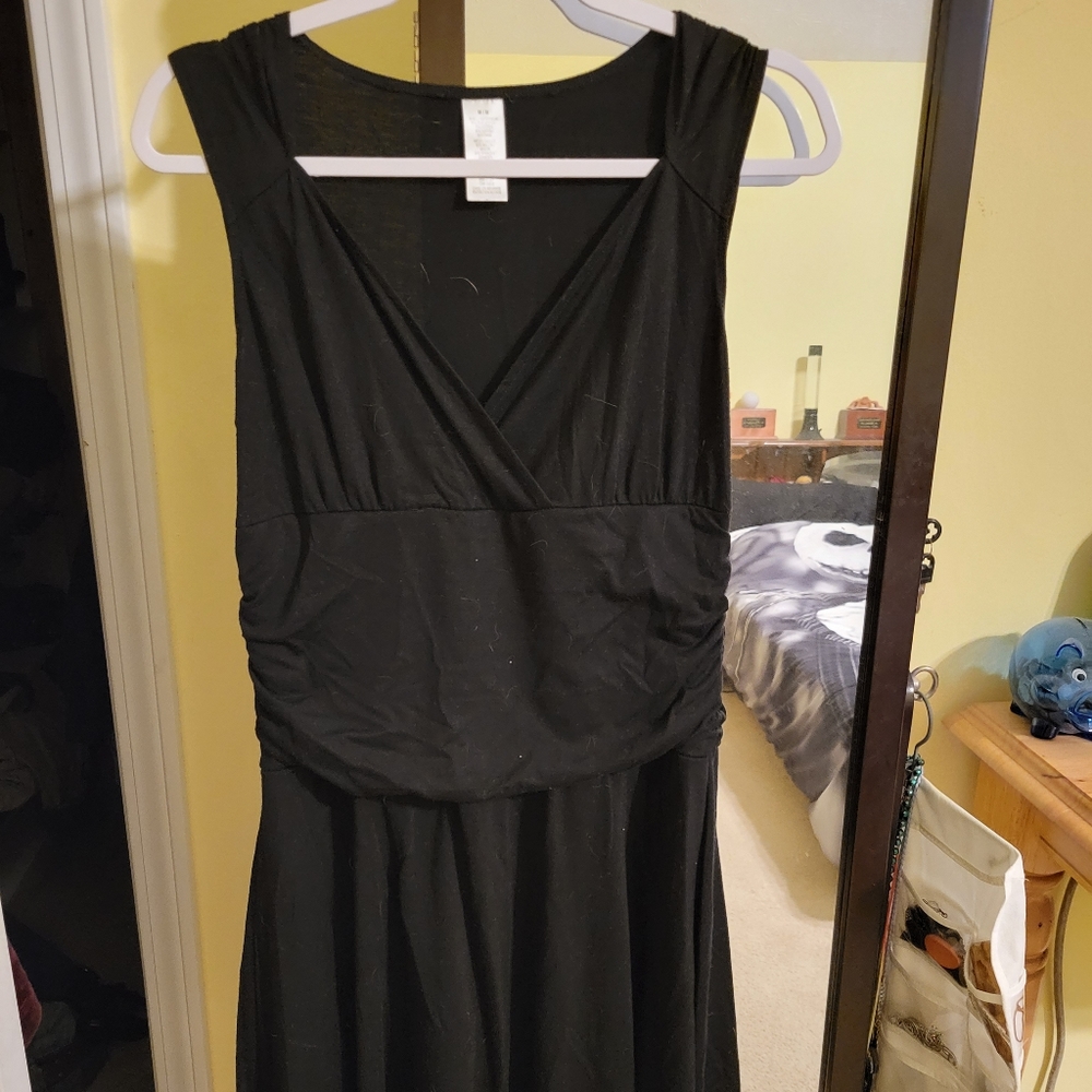 Avon black dress medium